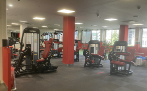 フィットネスクラブ