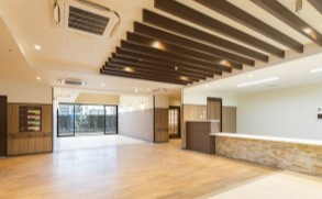 サービス付高齢者向け住宅・デイサービス・診療所